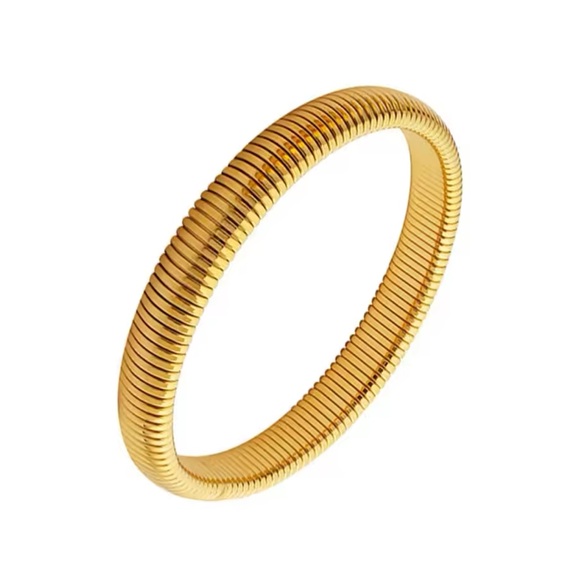 ◾️18K Gold Plated Flexible Ribbed Designed Bracelet - Picture 15 of 15